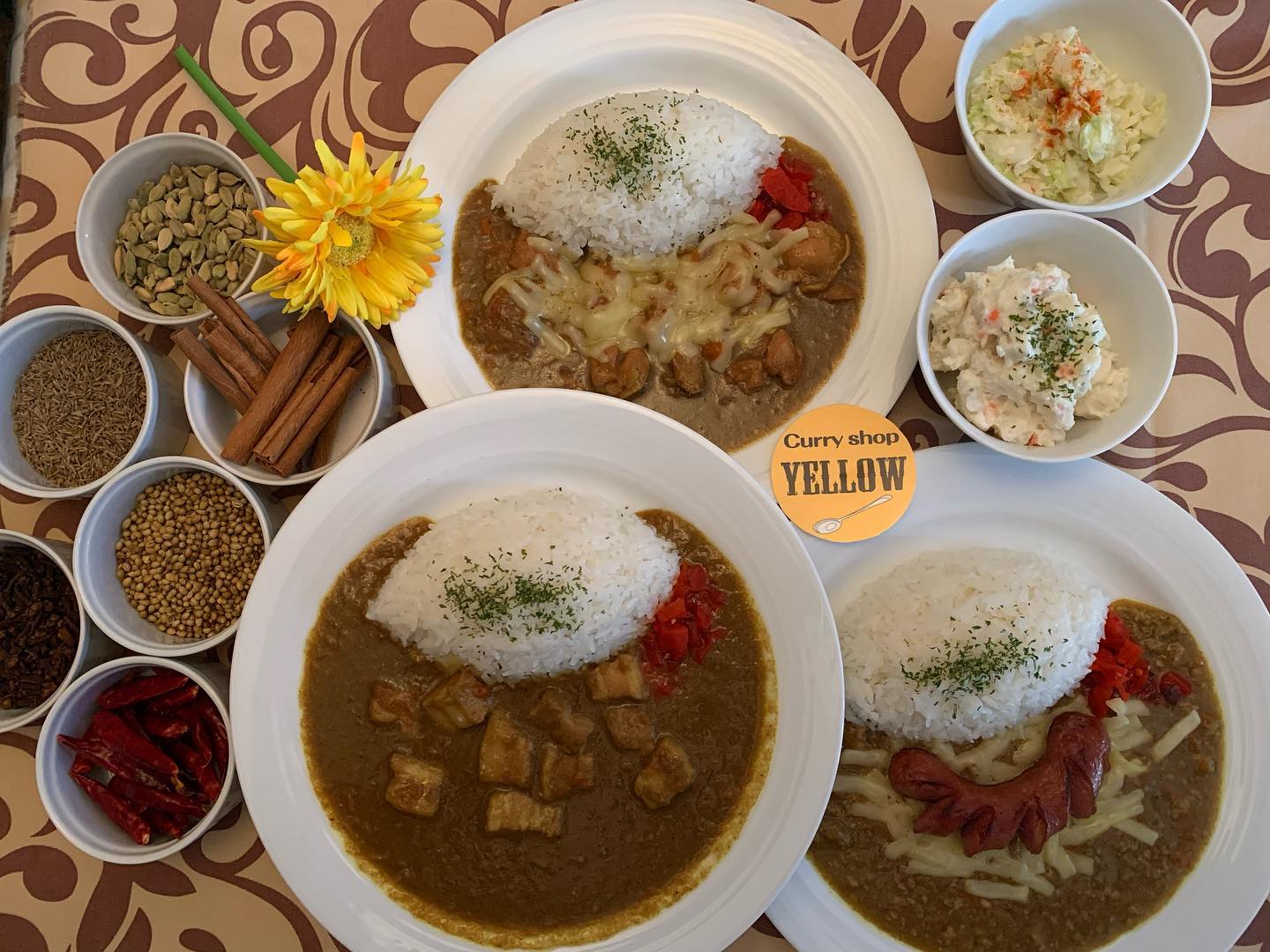 「Curryshop YELLOW（カレーショップ イエロー）」様を掲載開始しました！