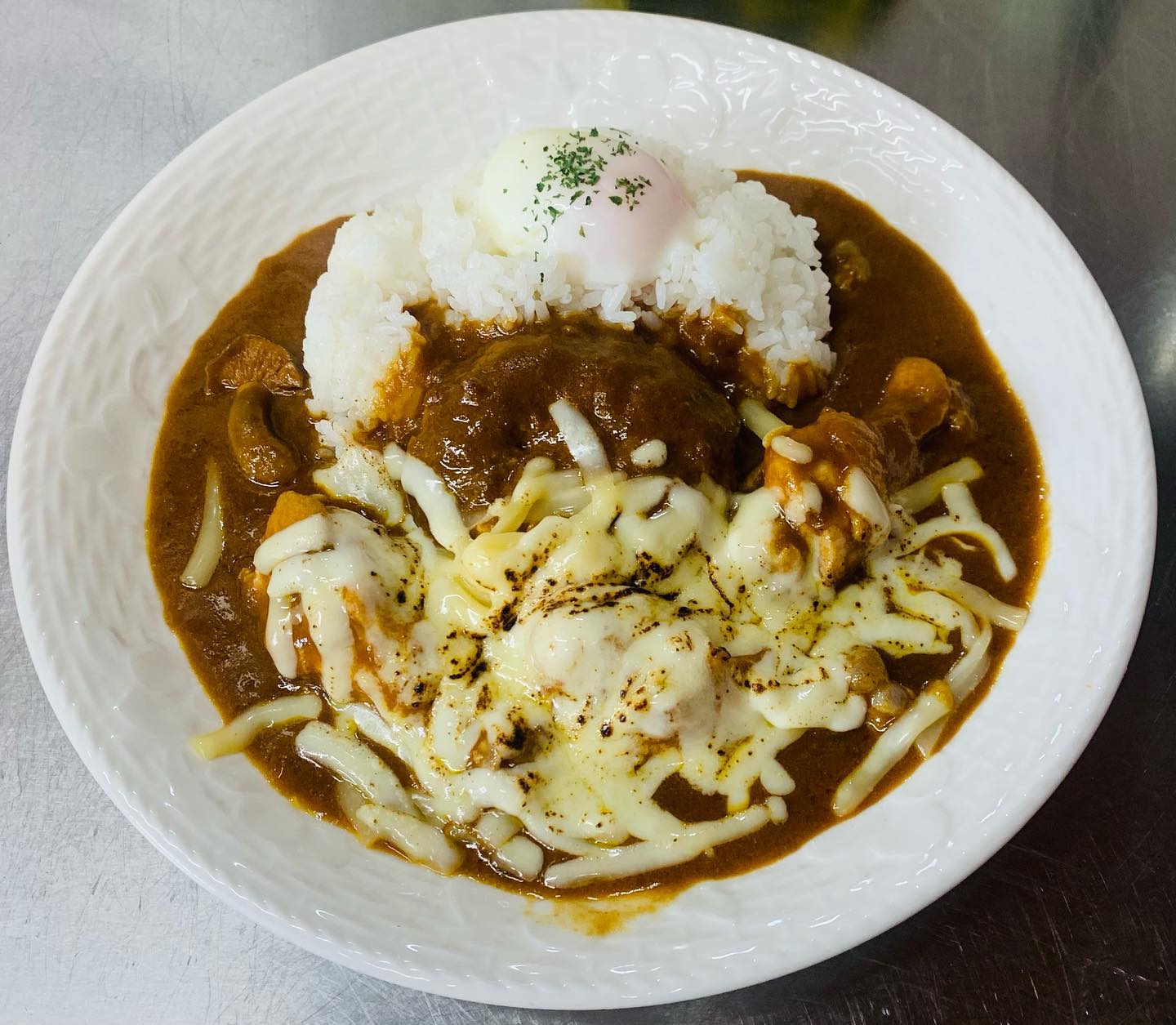 「カレーハウス シェ・てつお」様を掲載開始しました！