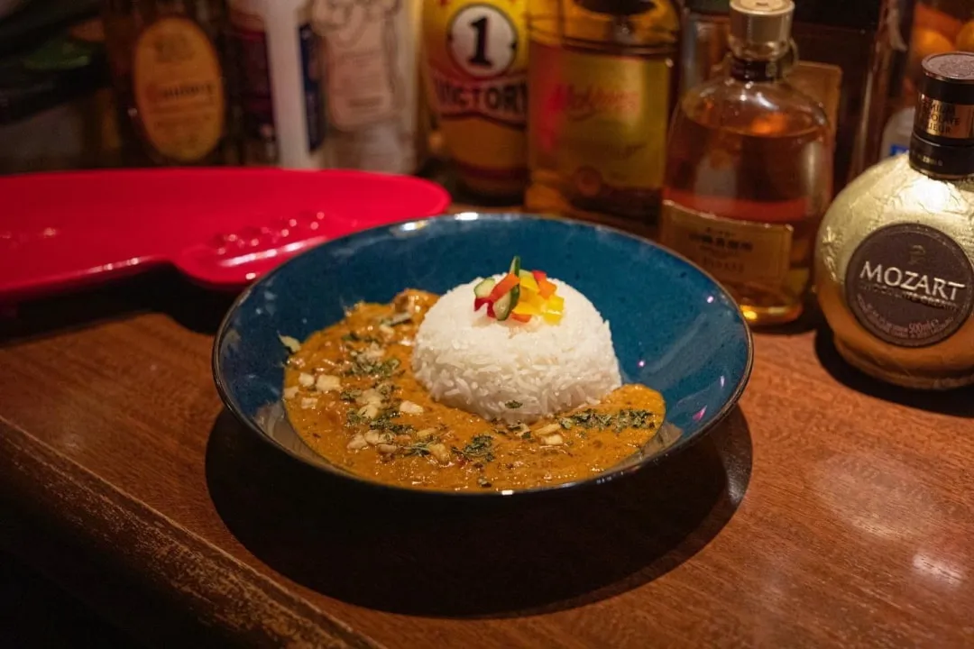 「shot BAR commons(ショットバー コモンズ)」様を掲載開始しました!
